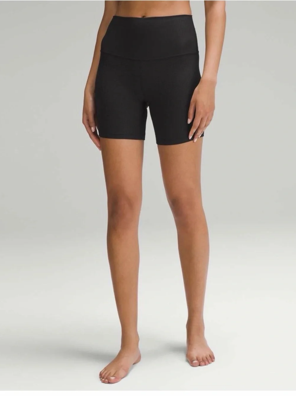 Lululemon High-Rise Yoga Short 6